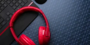 What Are the Top Headsets for Cross-Platform Gaming?