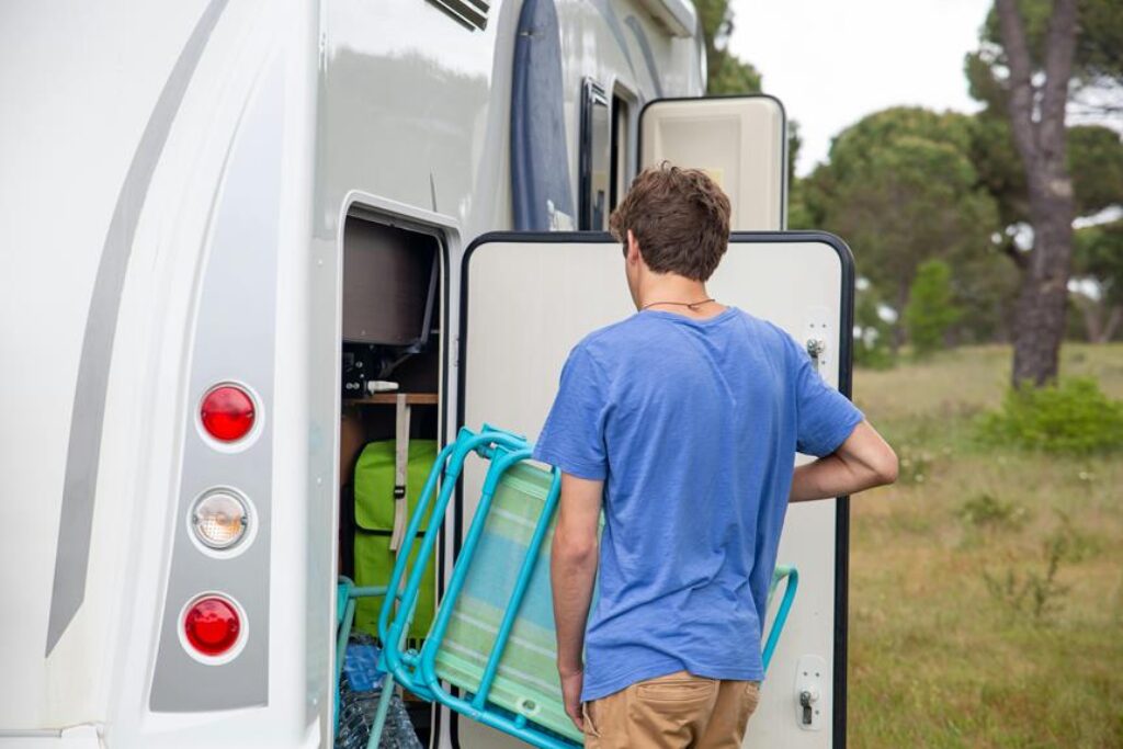 What Essential Items Should You Pack for RV Camping Trips?